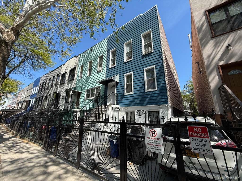 252 Woodbine Street