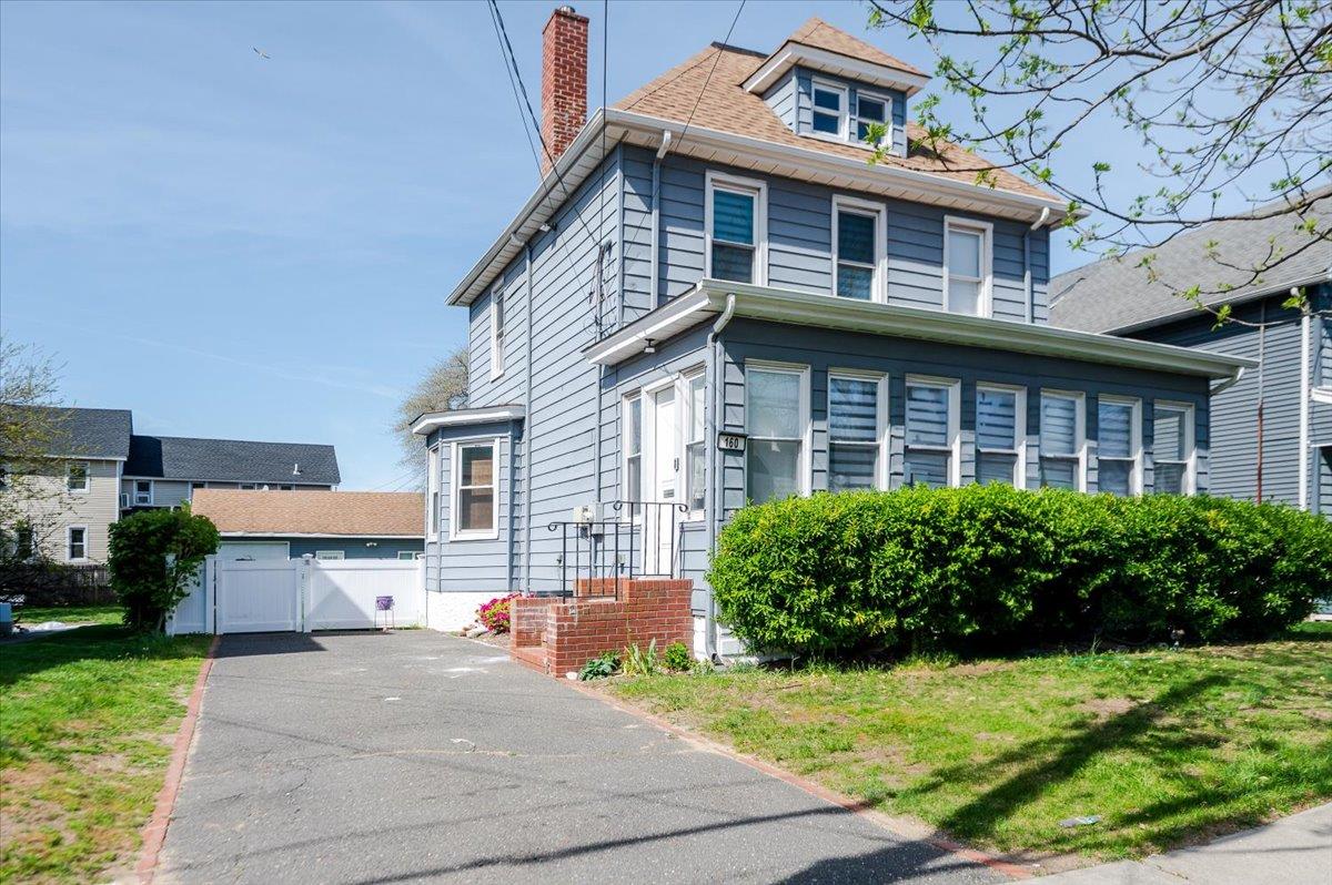 160 Jefferson Street, Inwood, New York image 1