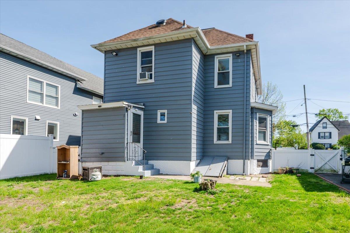 160 Jefferson Street, Inwood, New York image 22