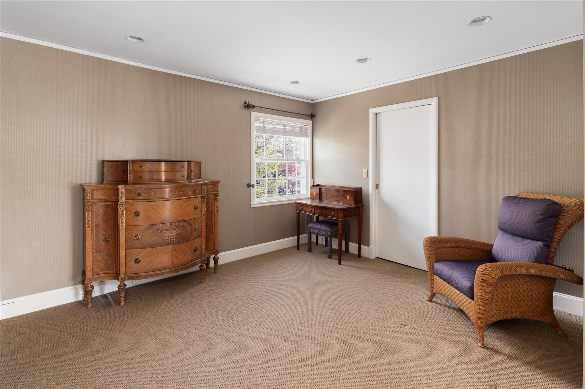 250 Oxford Road, New Rochelle, New York image 17