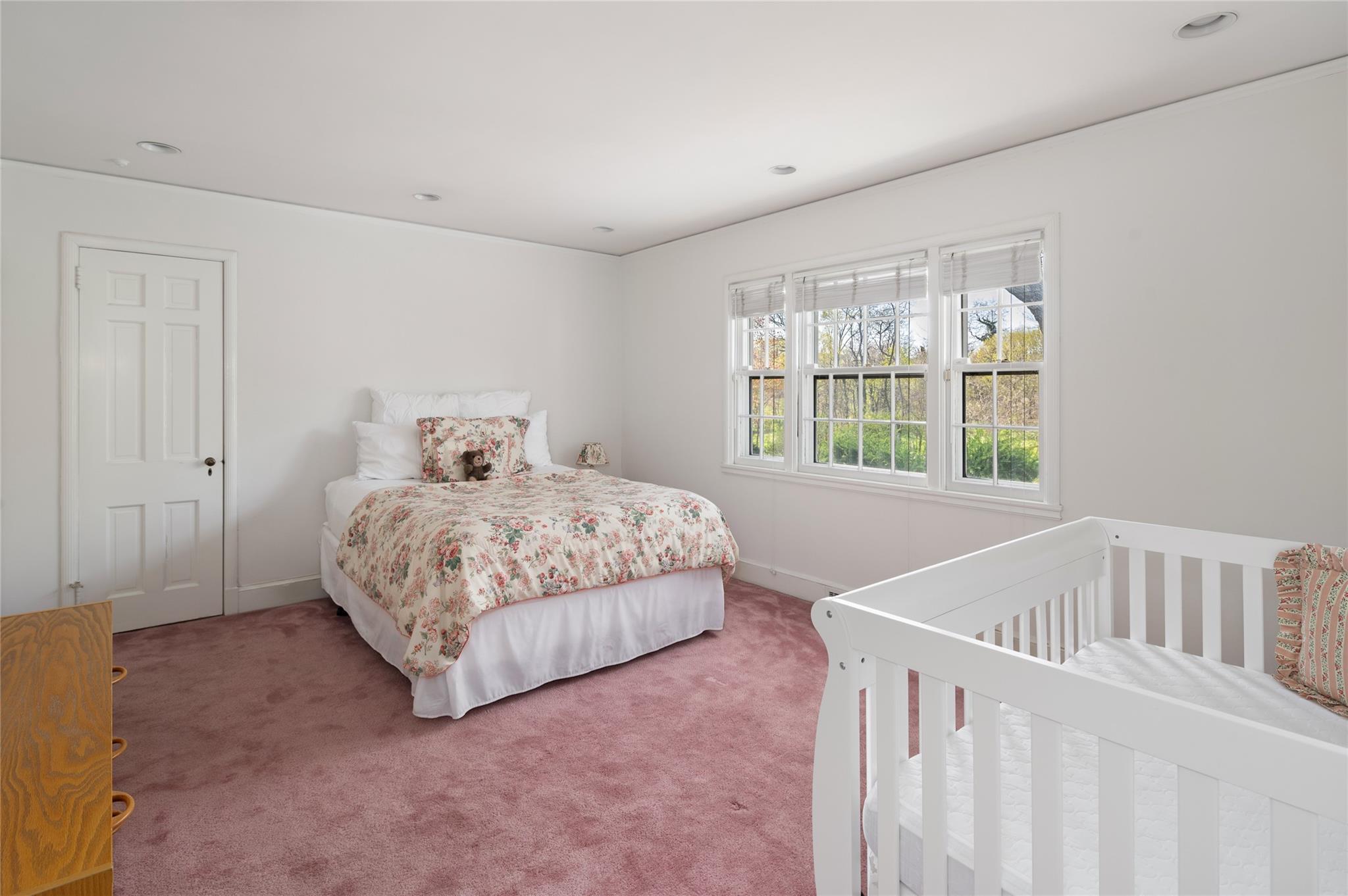 250 Oxford Road, New Rochelle, New York image 23
