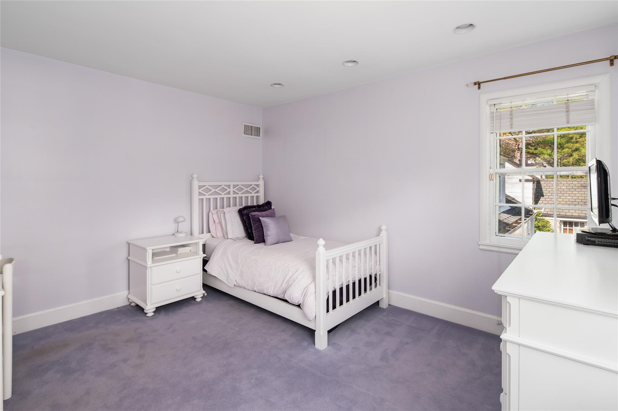 250 Oxford Road, New Rochelle, New York image 25