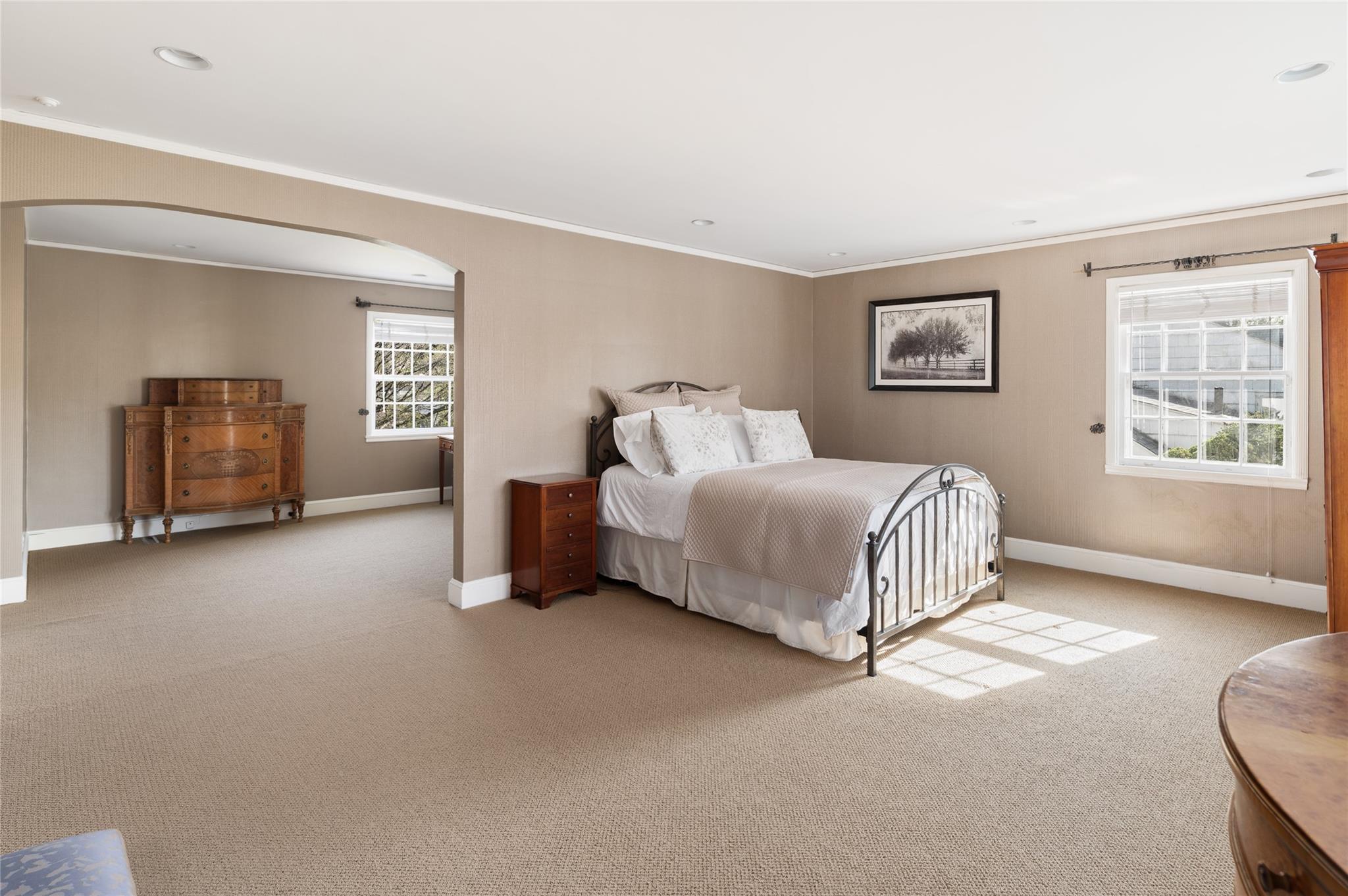 250 Oxford Road, New Rochelle, New York image 19