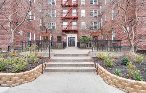 39-30 52nd Street #1G, Woodside, NY 11377 - #: 807443