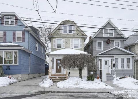 64 WATCHOGUE Road Staten Island NY 10314