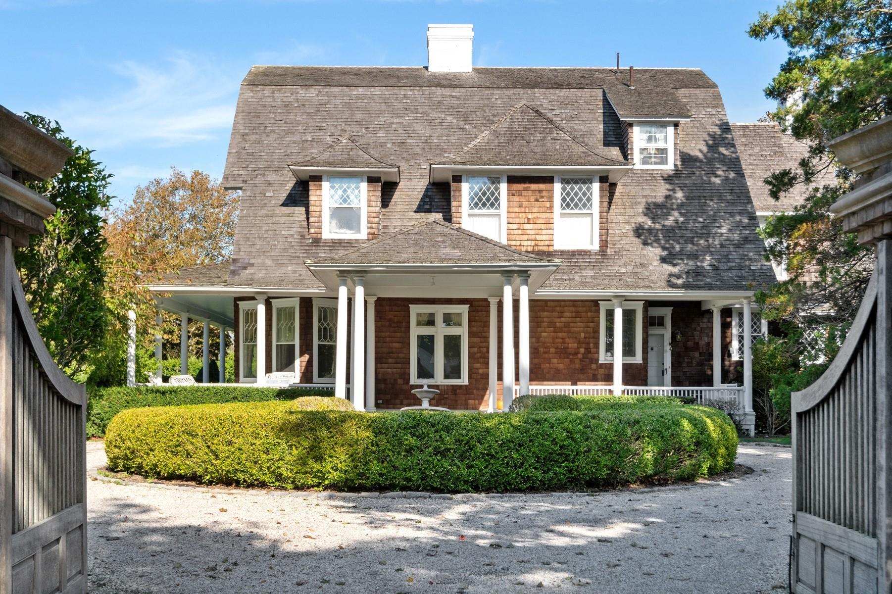Rental Property at Post Lane, Quogue, Hamptons, NY - Bedrooms: 5 
Bathrooms: 4  - $20,000 MO.
