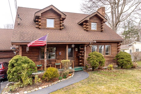 Homes For Rent - 16 Roosevelt Boulevard<br/> East Patchogue, NY 11772