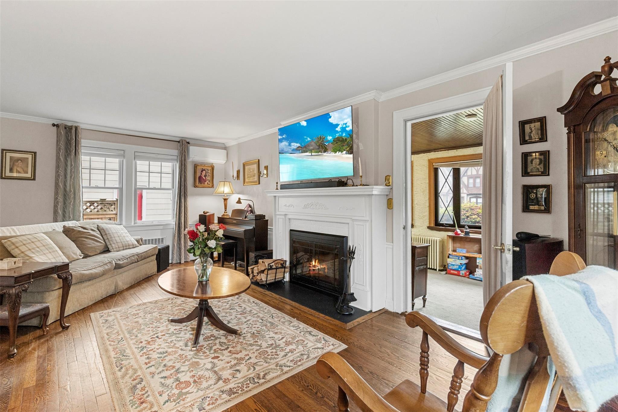 19 Glenorchy Place, New Rochelle, New York image 6