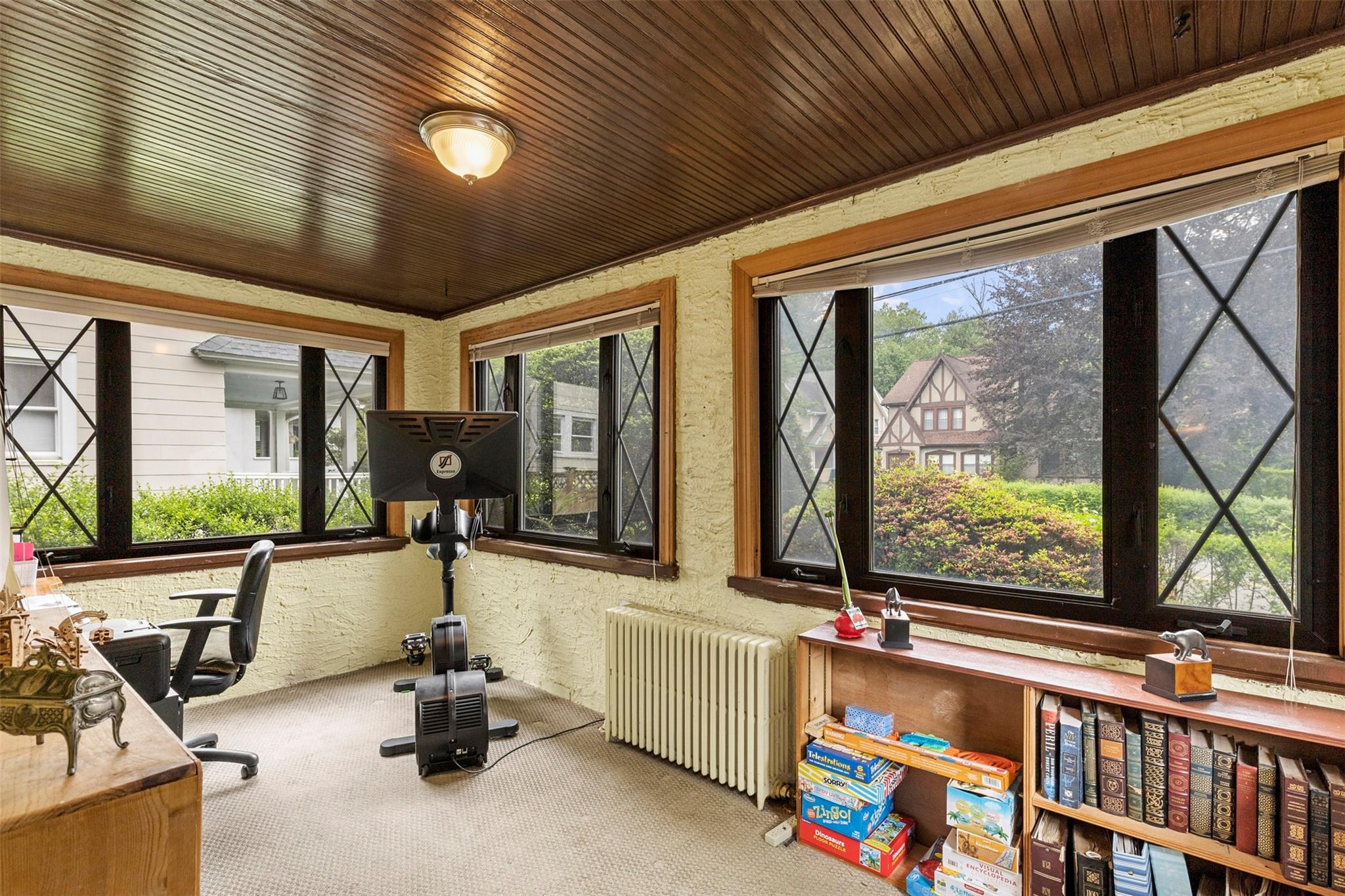 19 Glenorchy Place, New Rochelle, New York image 9