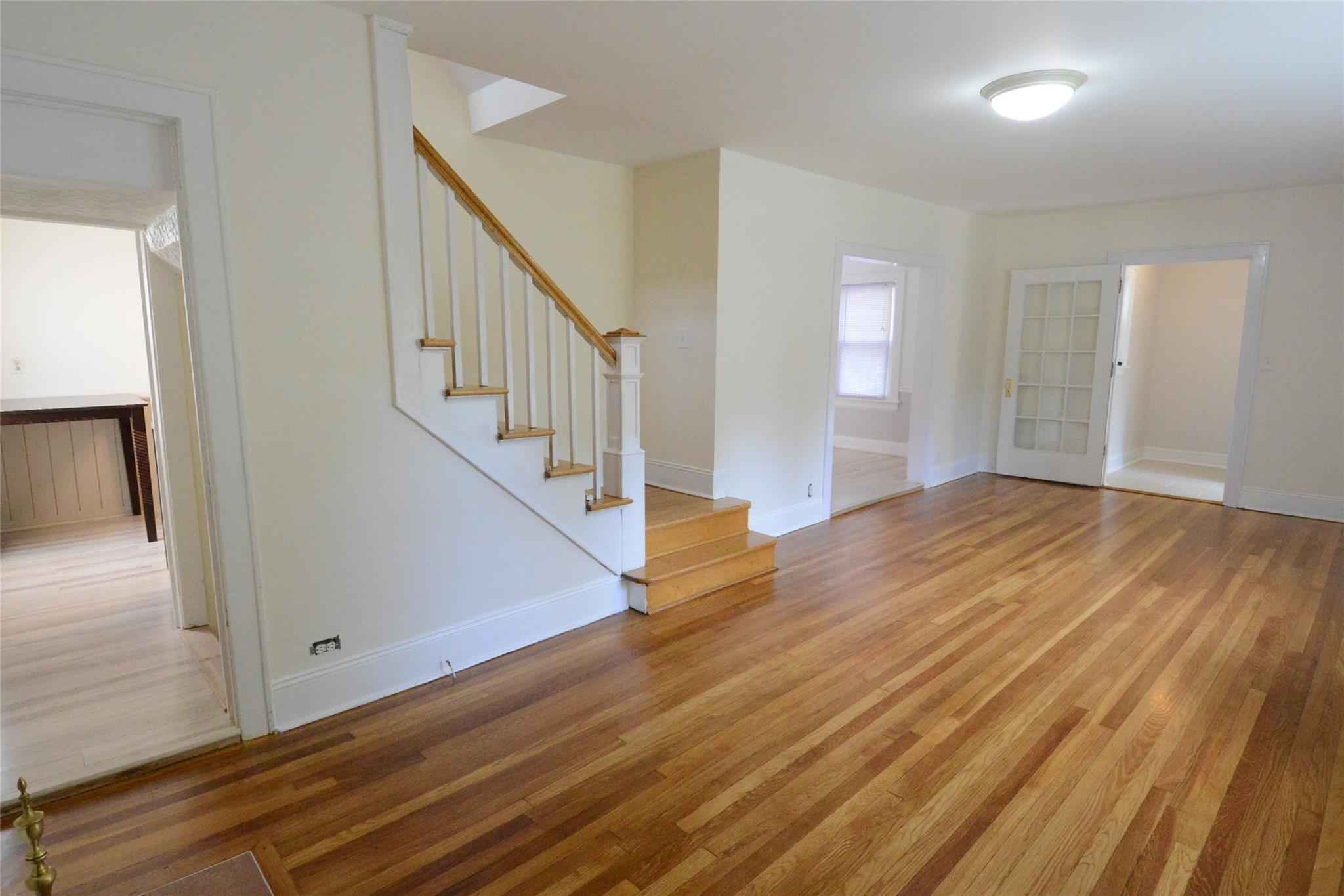 121 Hutchinson Boulevard