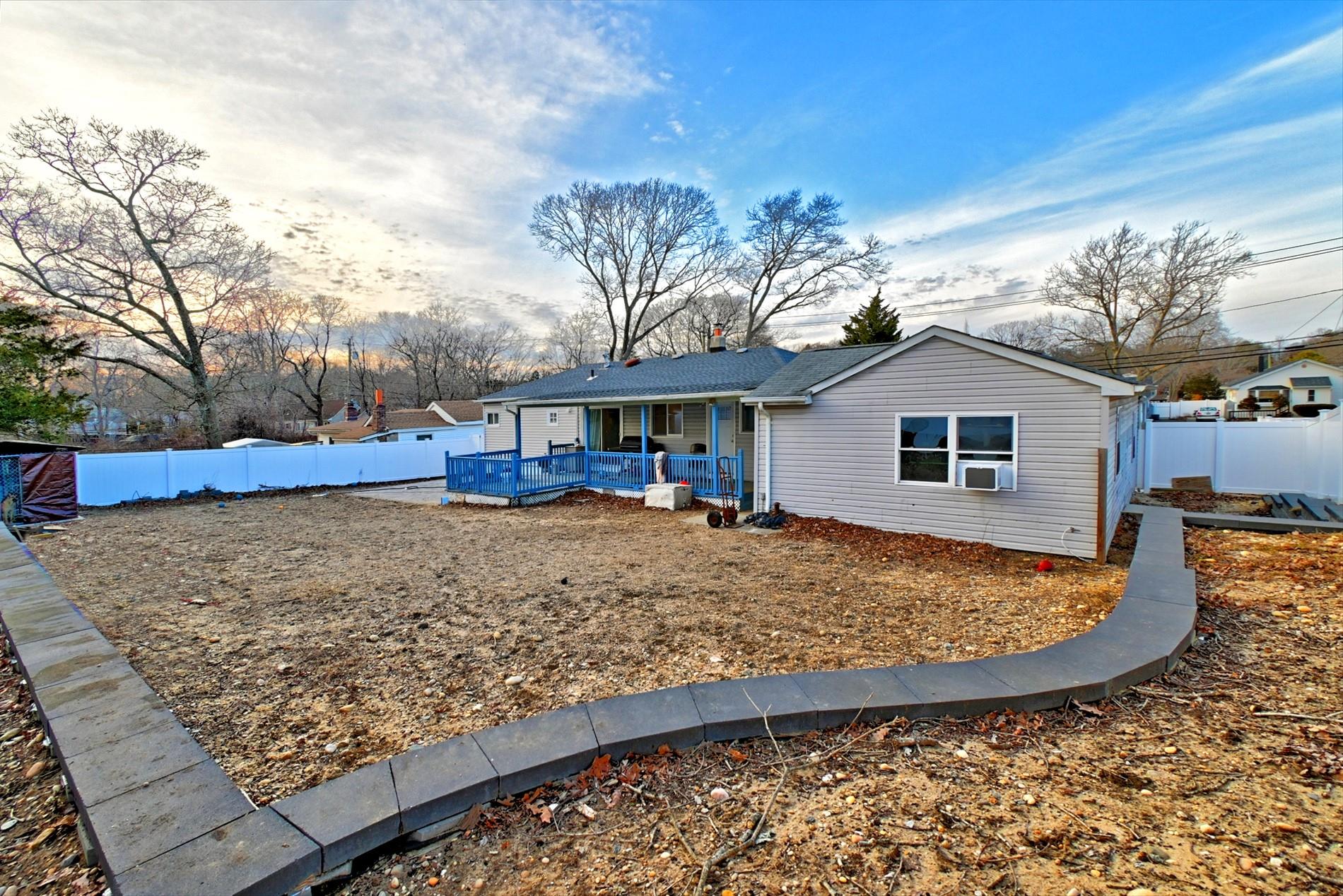 332 Mooney Pond Road, Farmingville, New York image 13