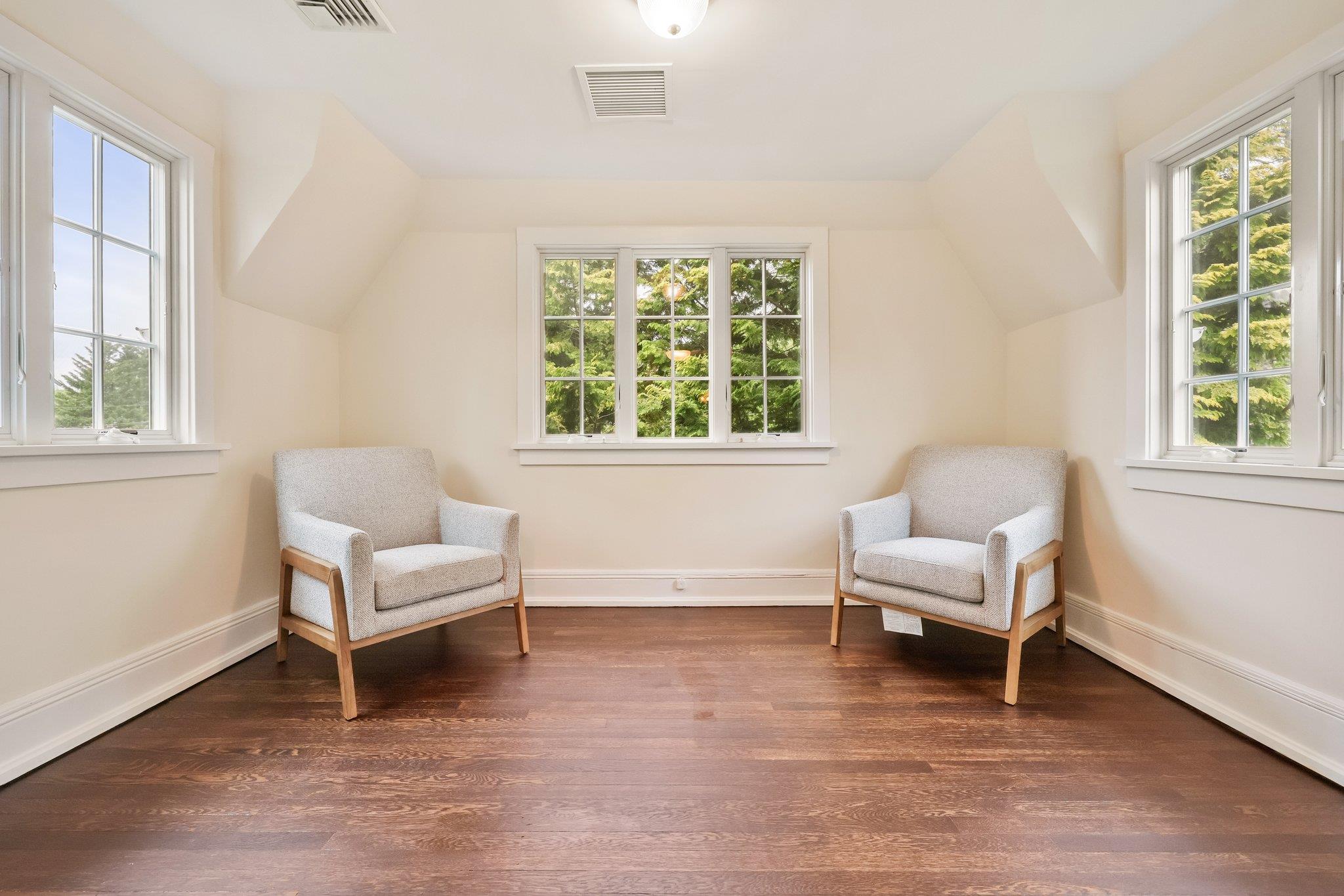83 White Plains Road, Bronxville, New York image 15