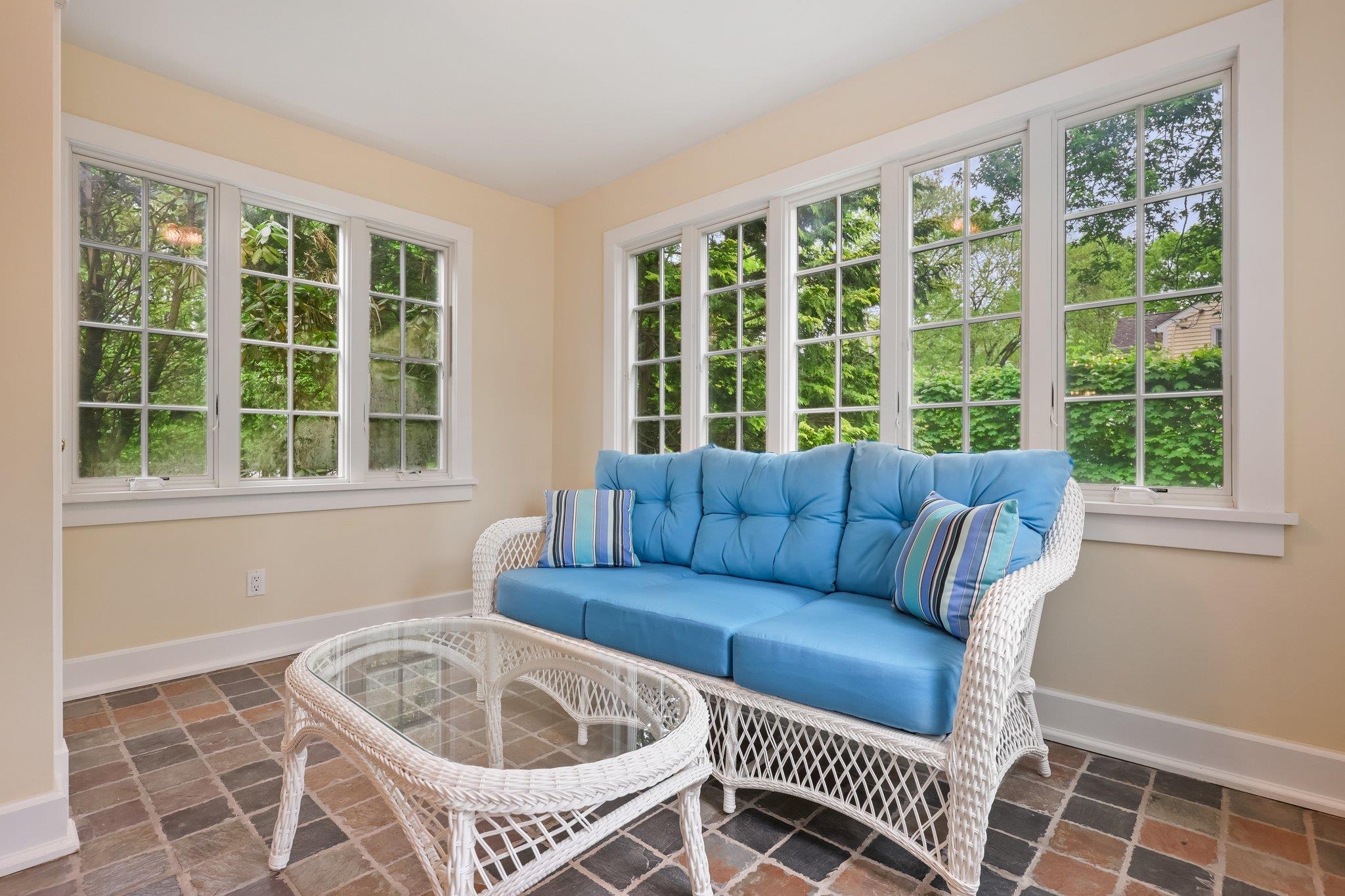 83 White Plains Road, Bronxville, New York image 8