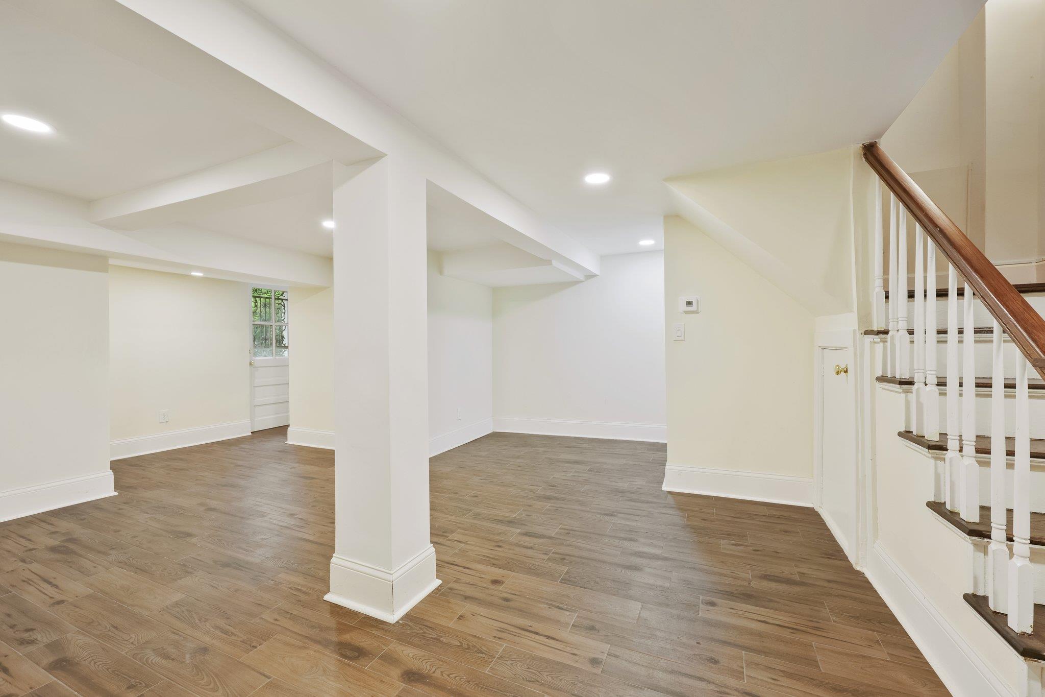 83 White Plains Road, Bronxville, New York image 22