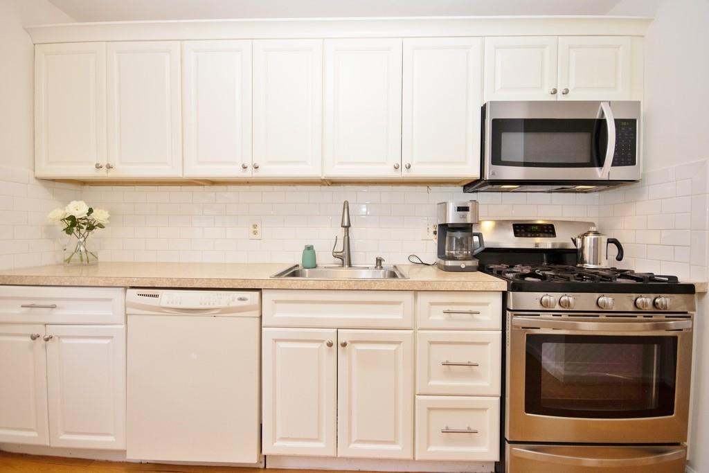292 Parkside Drive, Suffern, New York image 30