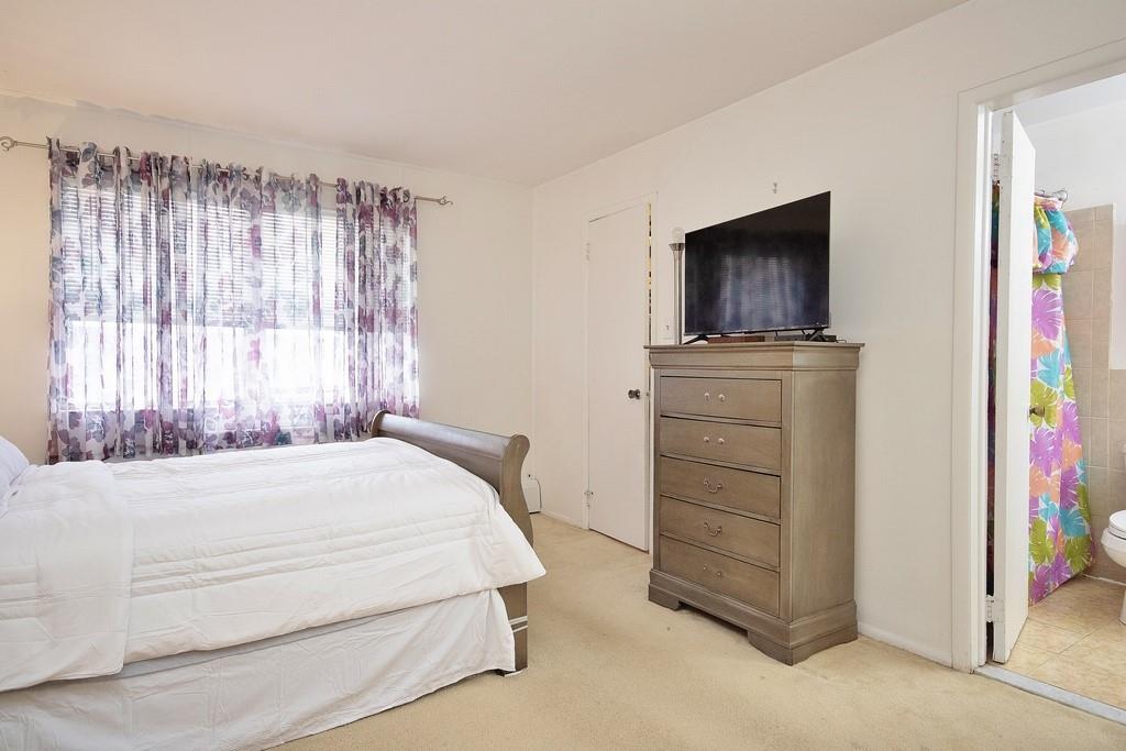 292 Parkside Drive, Suffern, New York image 8