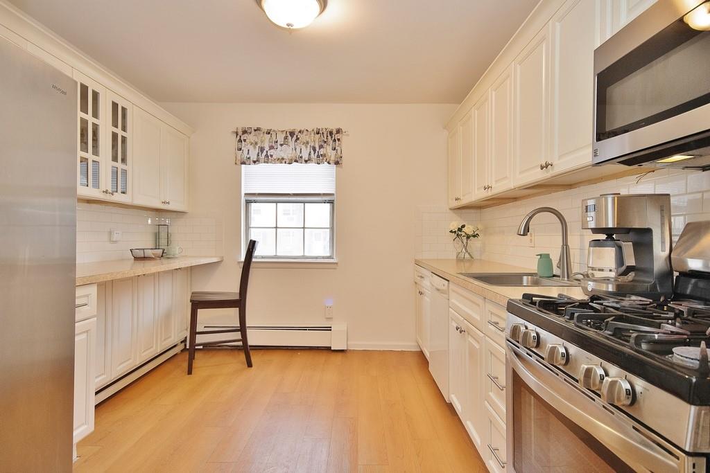 292 Parkside Drive, Suffern, New York image 25