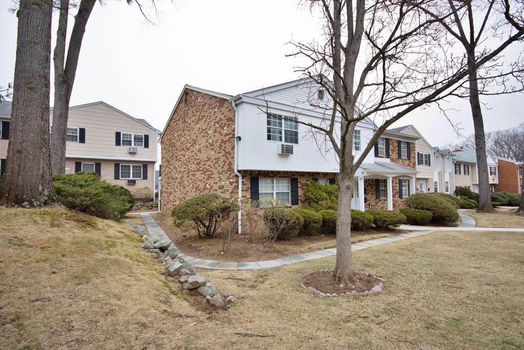 292 Parkside Drive, Suffern, New York image 19