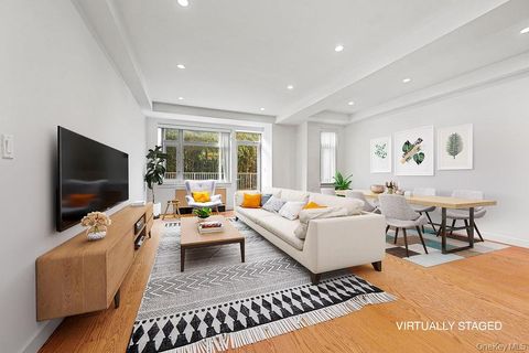 Condo For Sale - 40-22 College Point Boulevard #6H<br/> Flushing, NY 11354