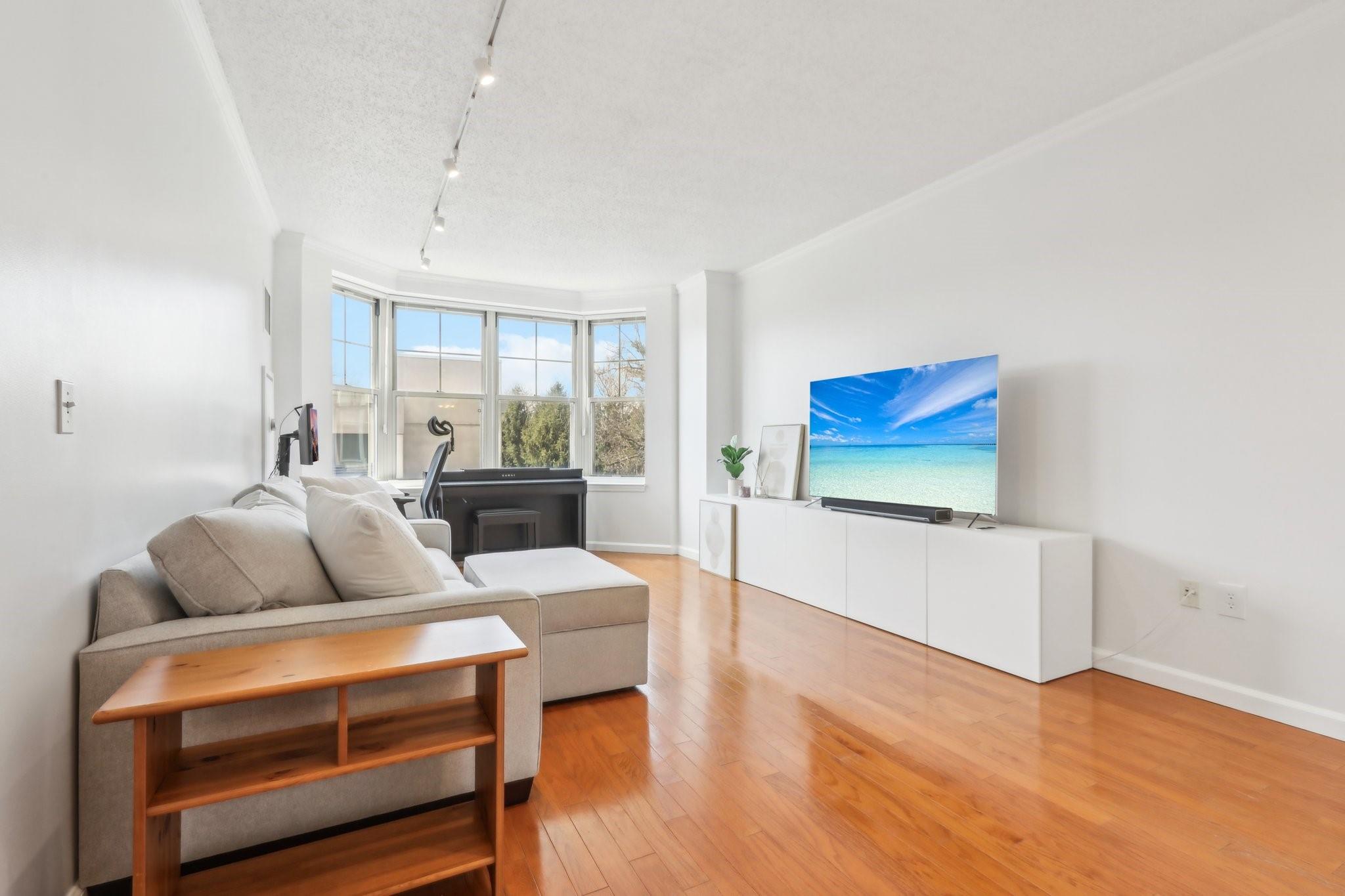 300 Mamaroneck Avenue #615, White Plains, New York image 1