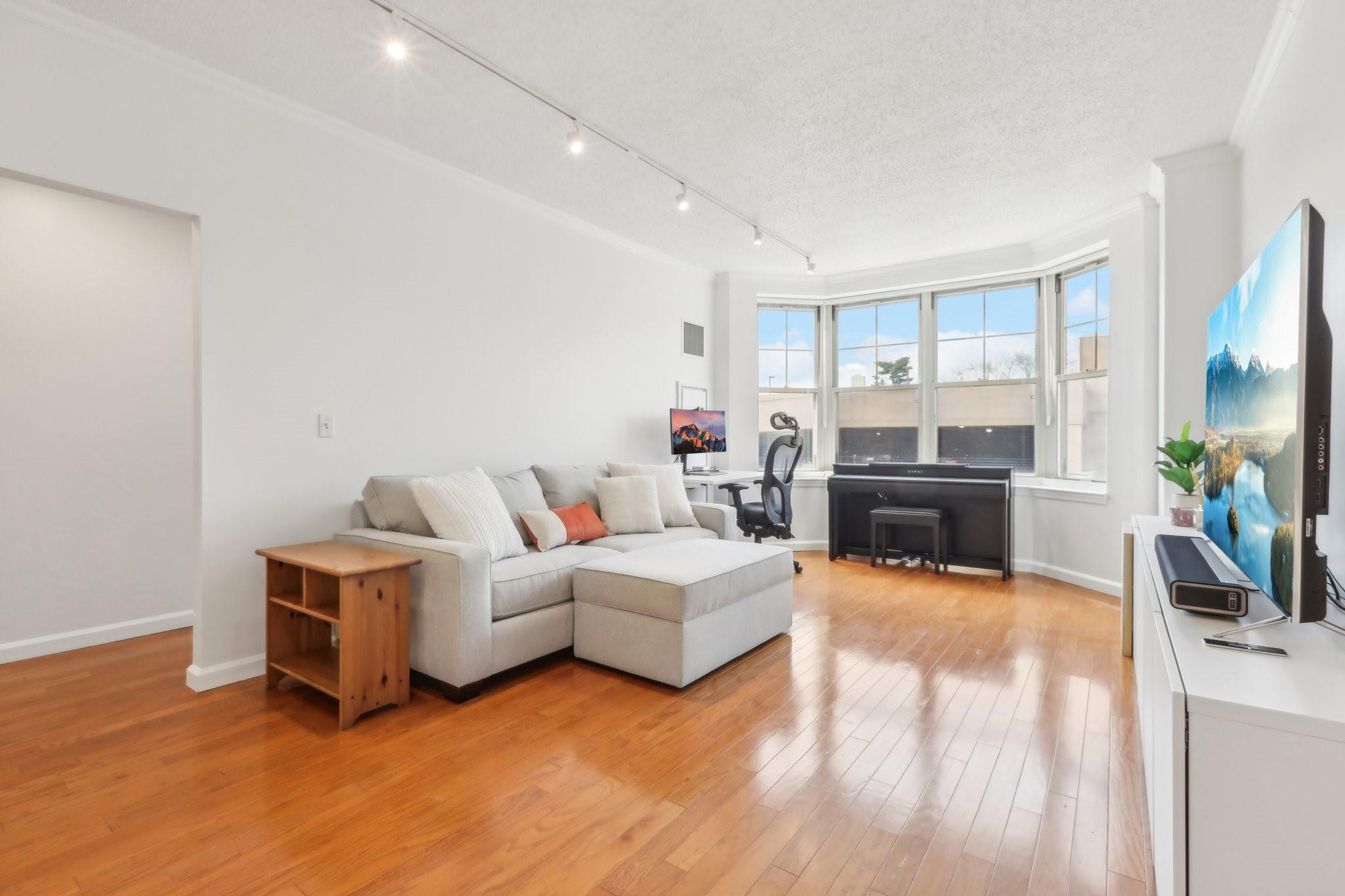 300 Mamaroneck Avenue #615, White Plains, New York image 4