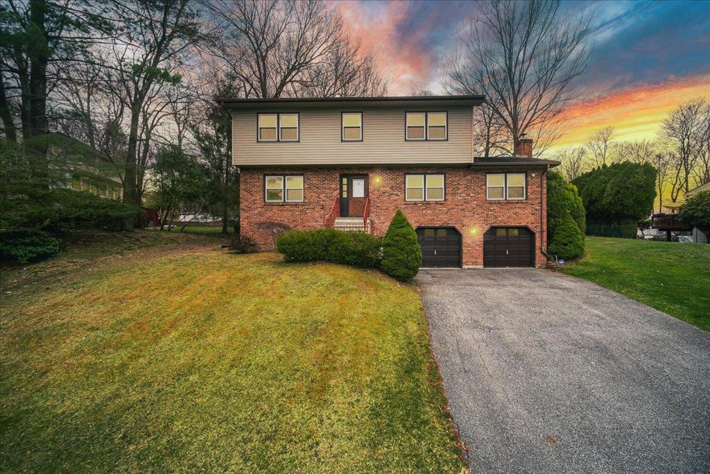 33 Winchester Drive, Monroe, New York image 1