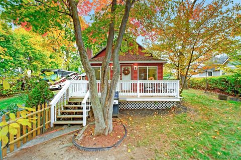 Photo of 20 Heathcote Road, Carmel, NY 10512 (MLS # 929734)