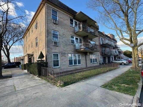 65-06 163rd Street Fresh Meadows NY 11365
