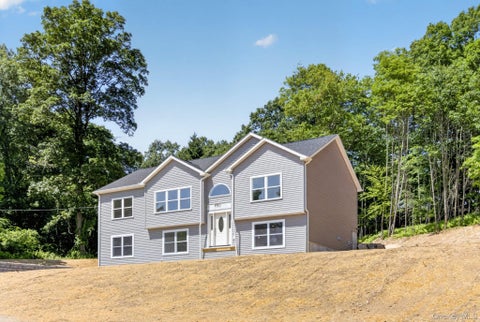 Photo for 592 Ludingtonville Road