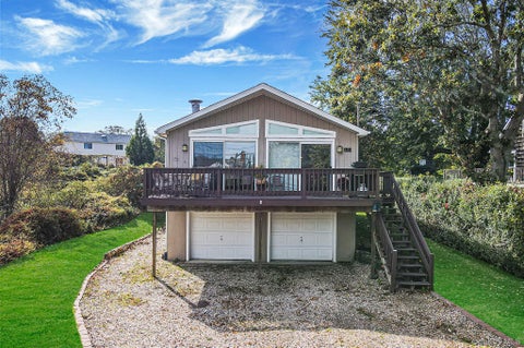 Photo of 122 Greenwich Street, Montauk, NY 11954 (MLS # 1065556)