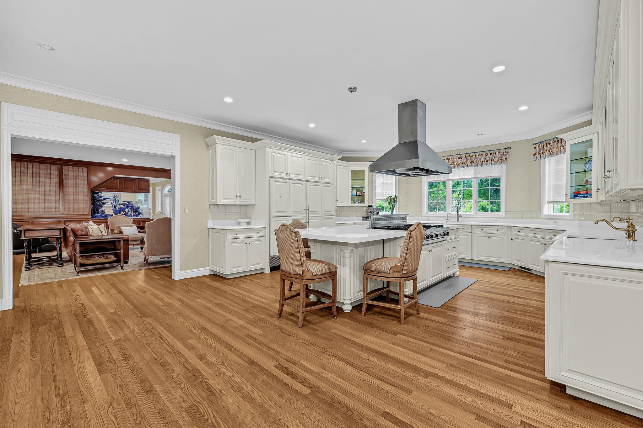 2 Coventry Court, Larchmont, New York image 14