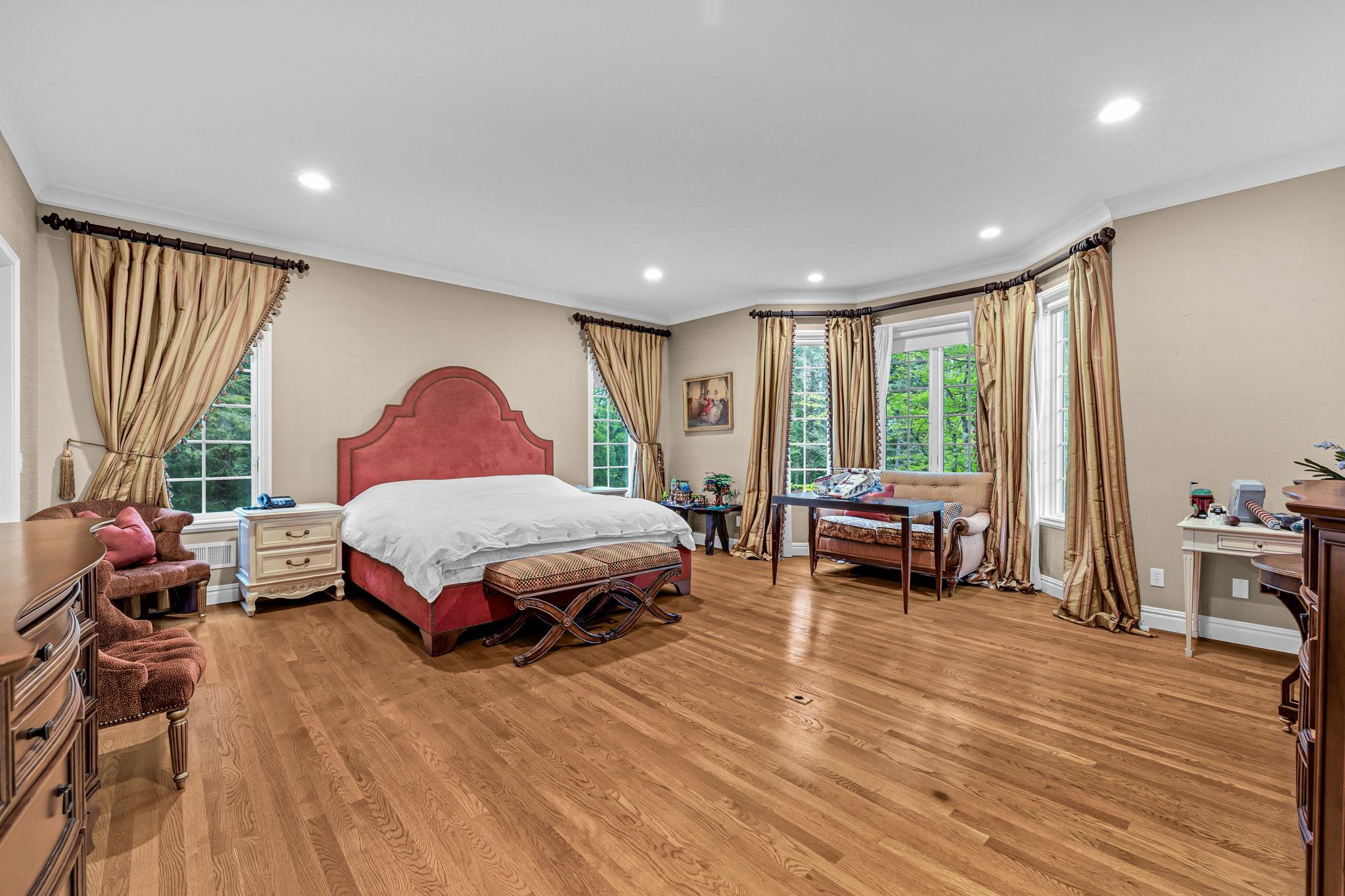 2 Coventry Court, Larchmont, New York image 21
