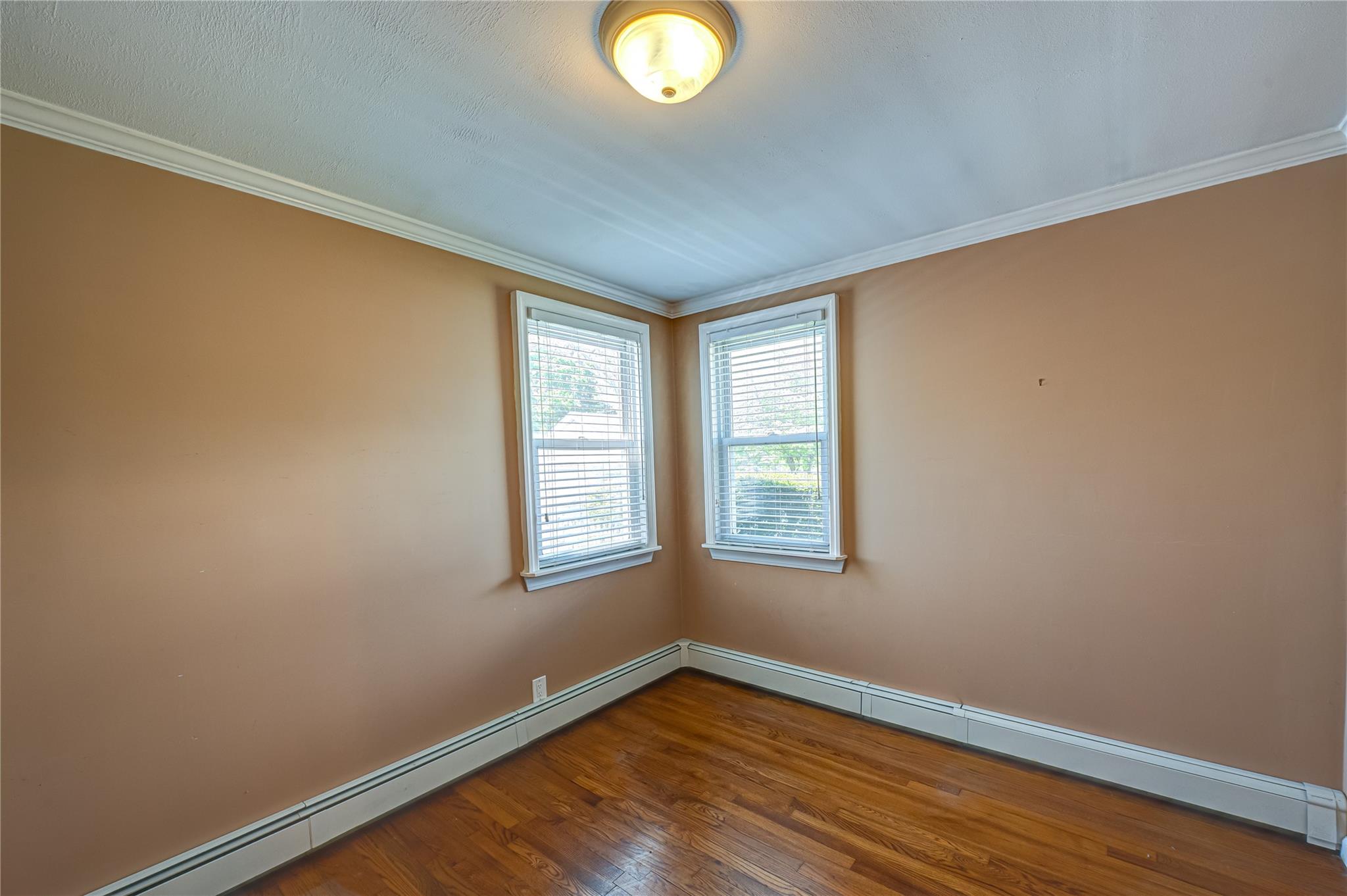 27 Spruce Street, Islip, New York image 9