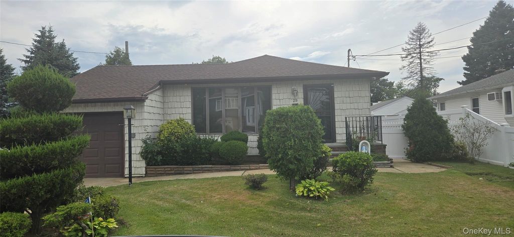 Photo of 29 Scherer Street, Bethpage, NY 11714 (MLS # 1025446)