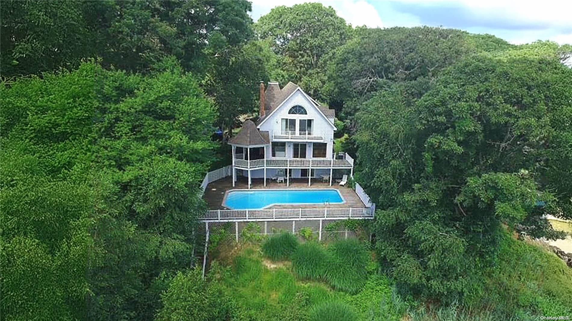 Property for Sale at Irene Lane, Shelter Island, Hamptons, NY - Bedrooms: 4 
Bathrooms: 3  - $2,390,000