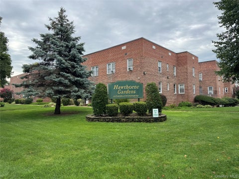 Homes For Sale - 145 Smith St #D21<br/> Freeport, NY 11520