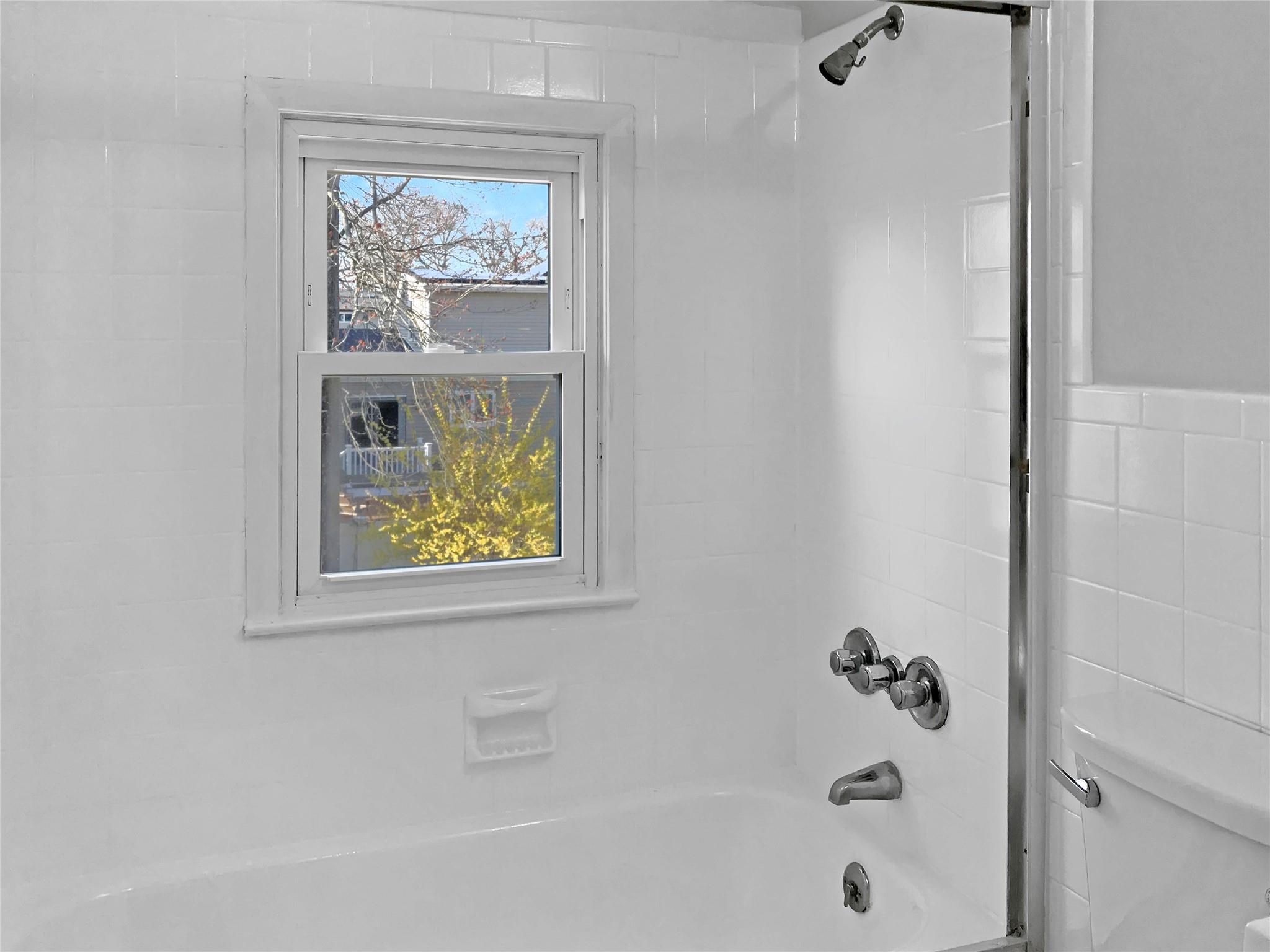 63 Brendan Ave, Massapequa Park, New York image 23