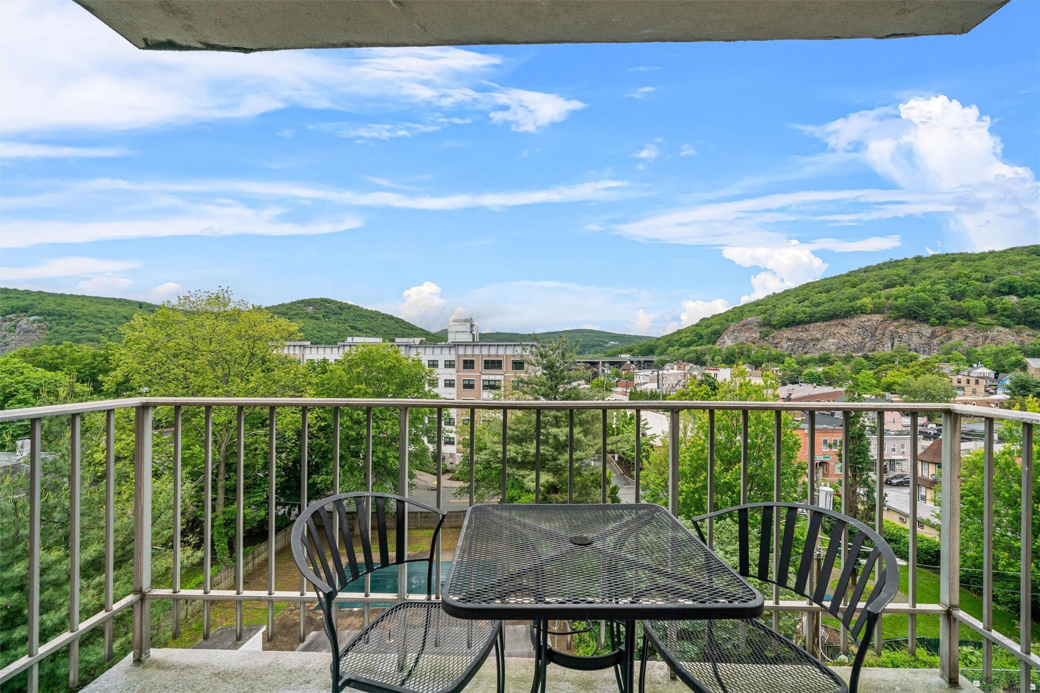 35 Park Avenue #5V, Suffern, New York image 7