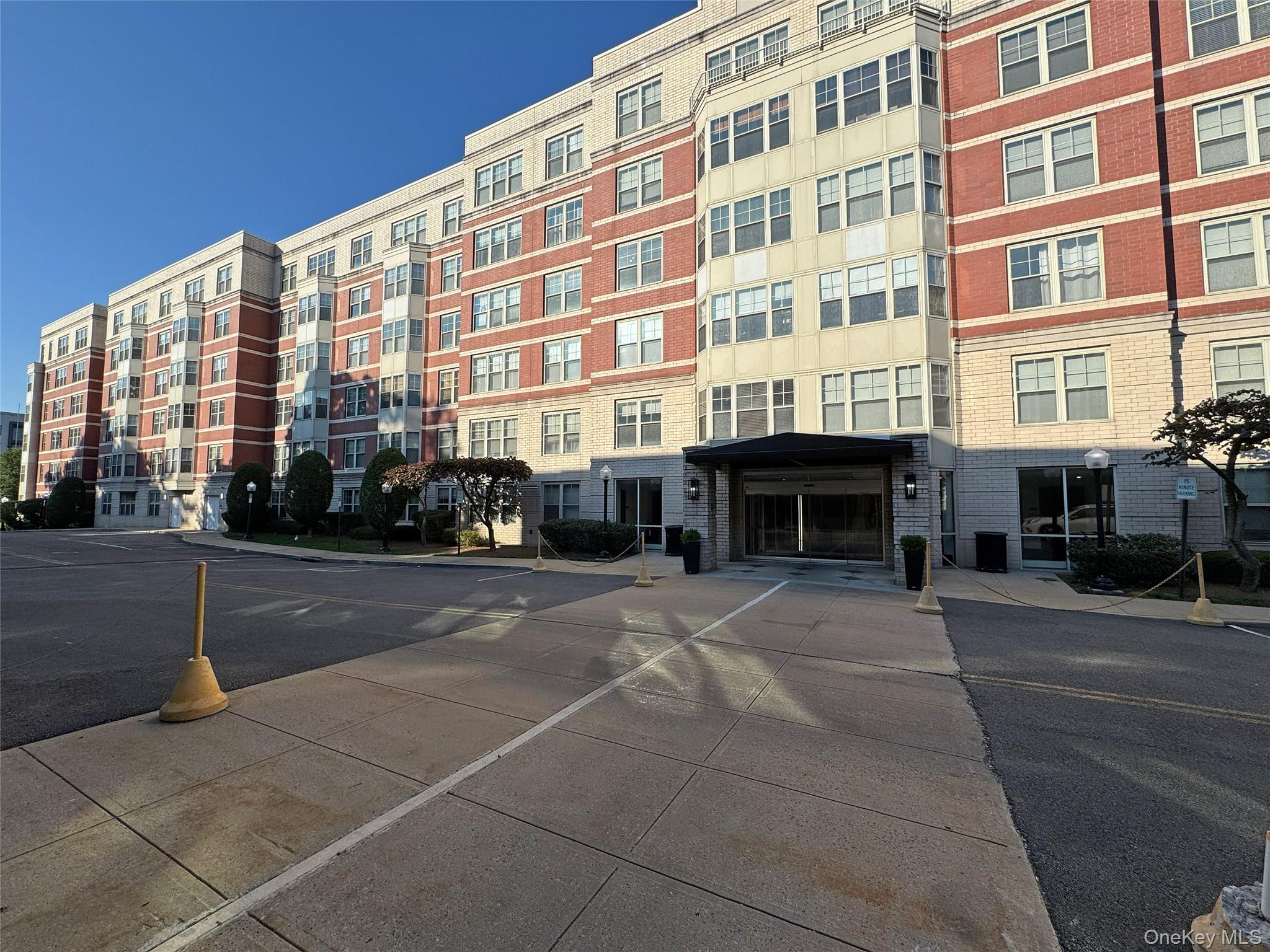 300 Mamaroneck Avenue #819