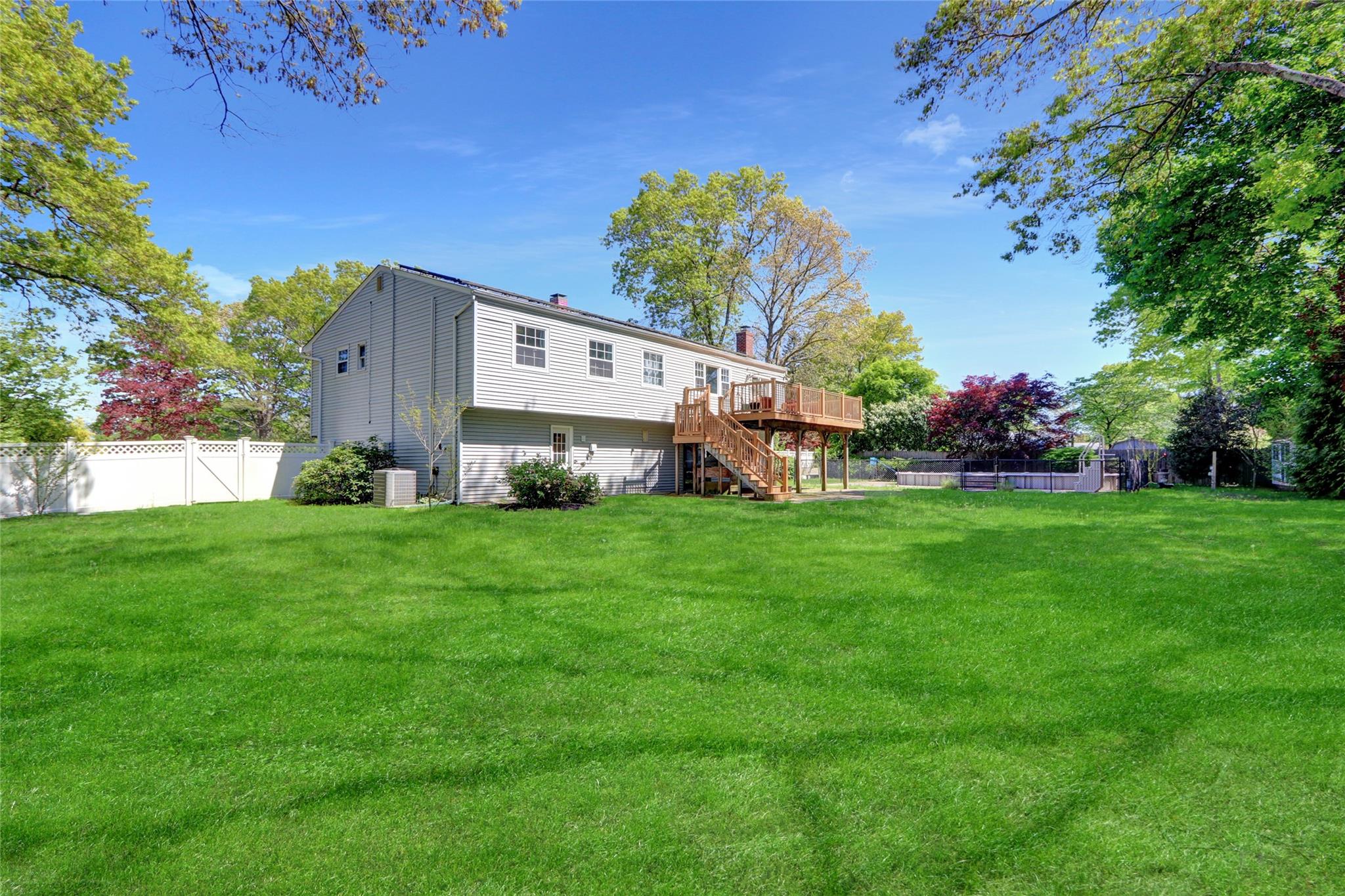 10 Henearly Drive, Miller Place, New York image 31