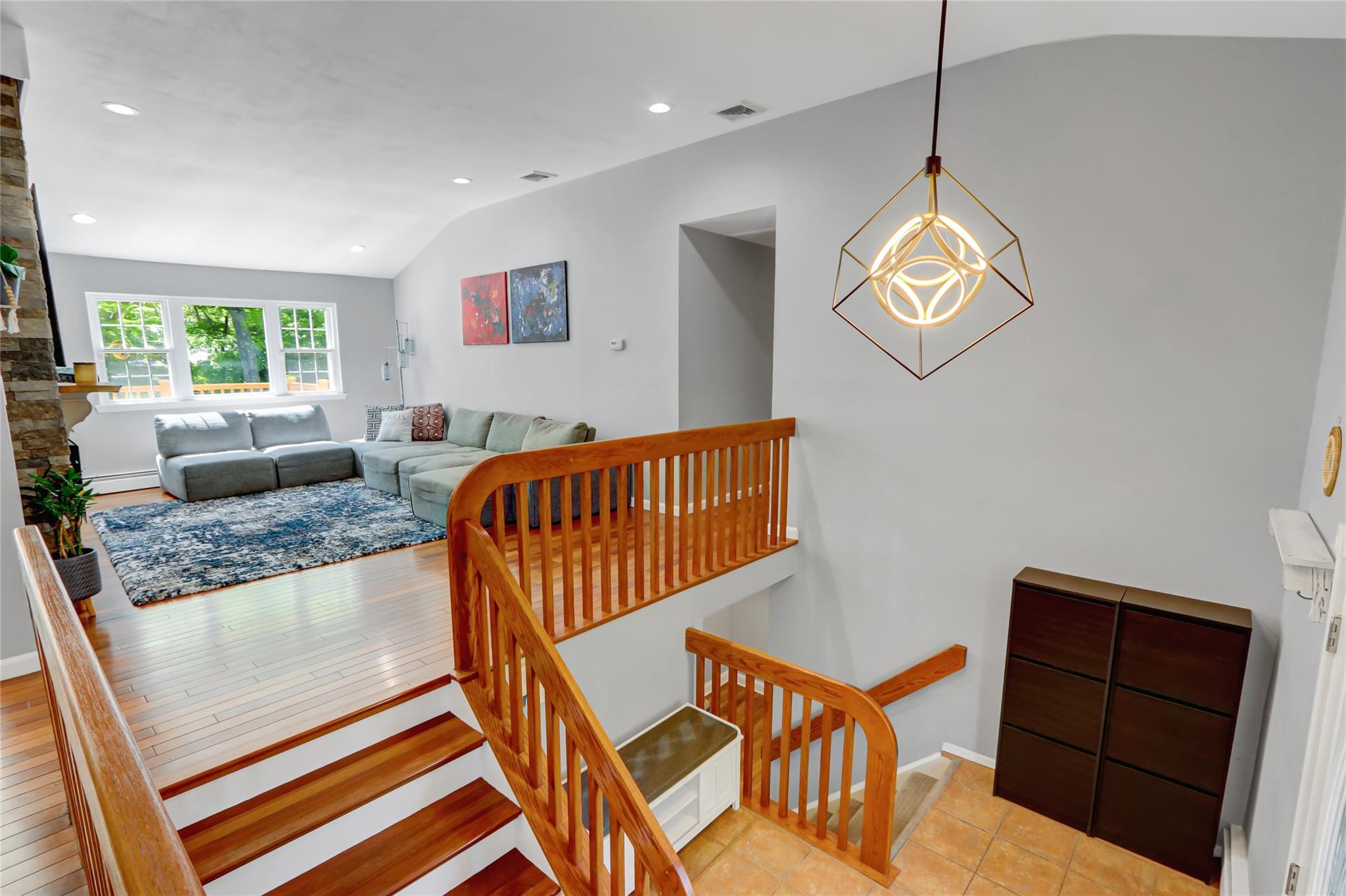 10 Henearly Drive