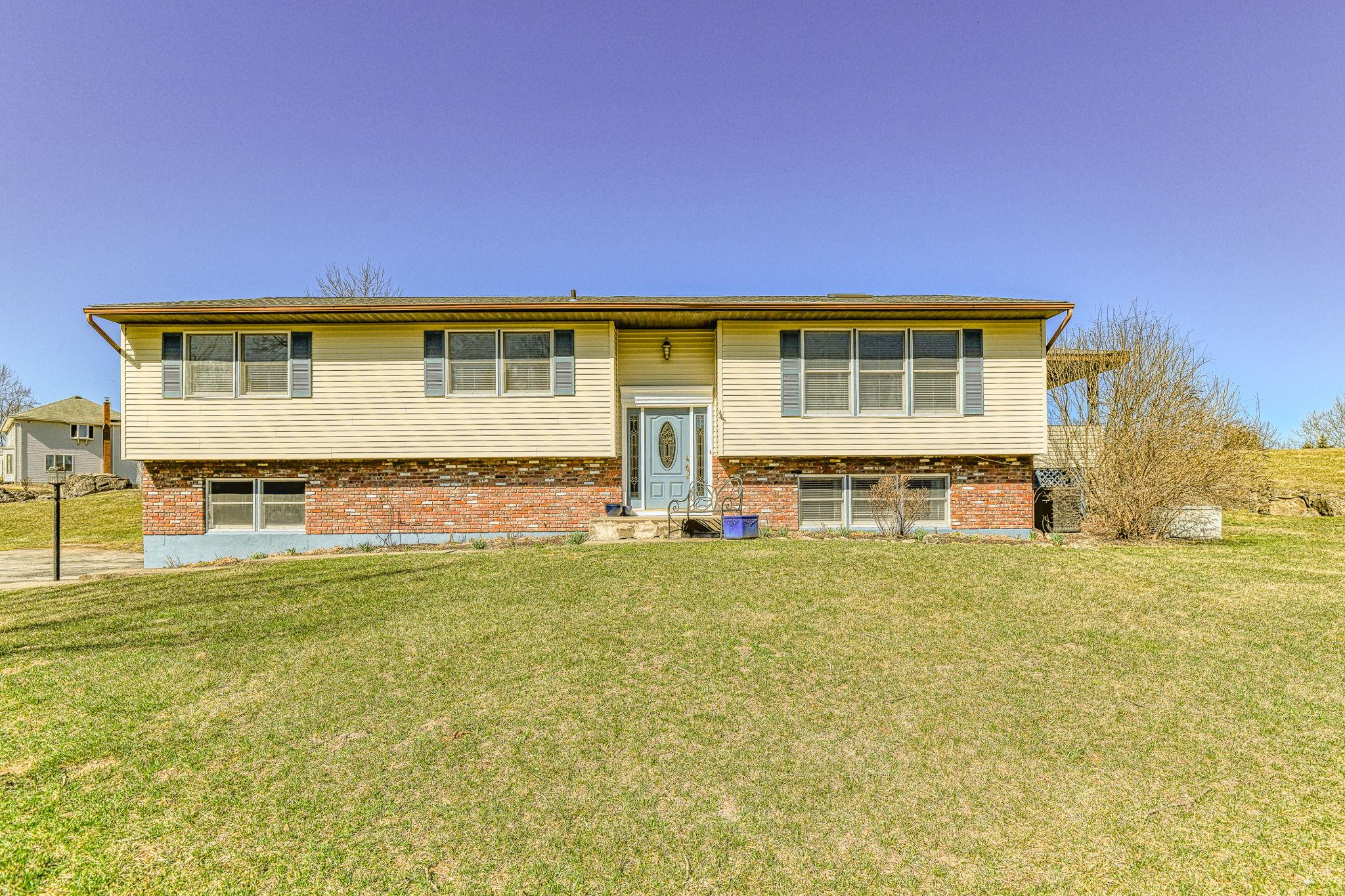 40 Sutton Road, Warwick, New York image 1