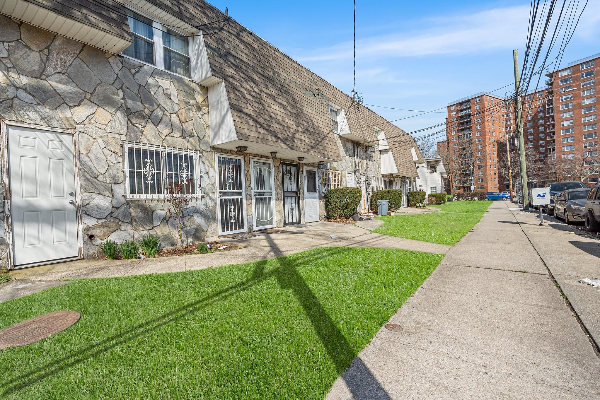16634 E 137th Avenue #B1, Jamaica, Florida image 15