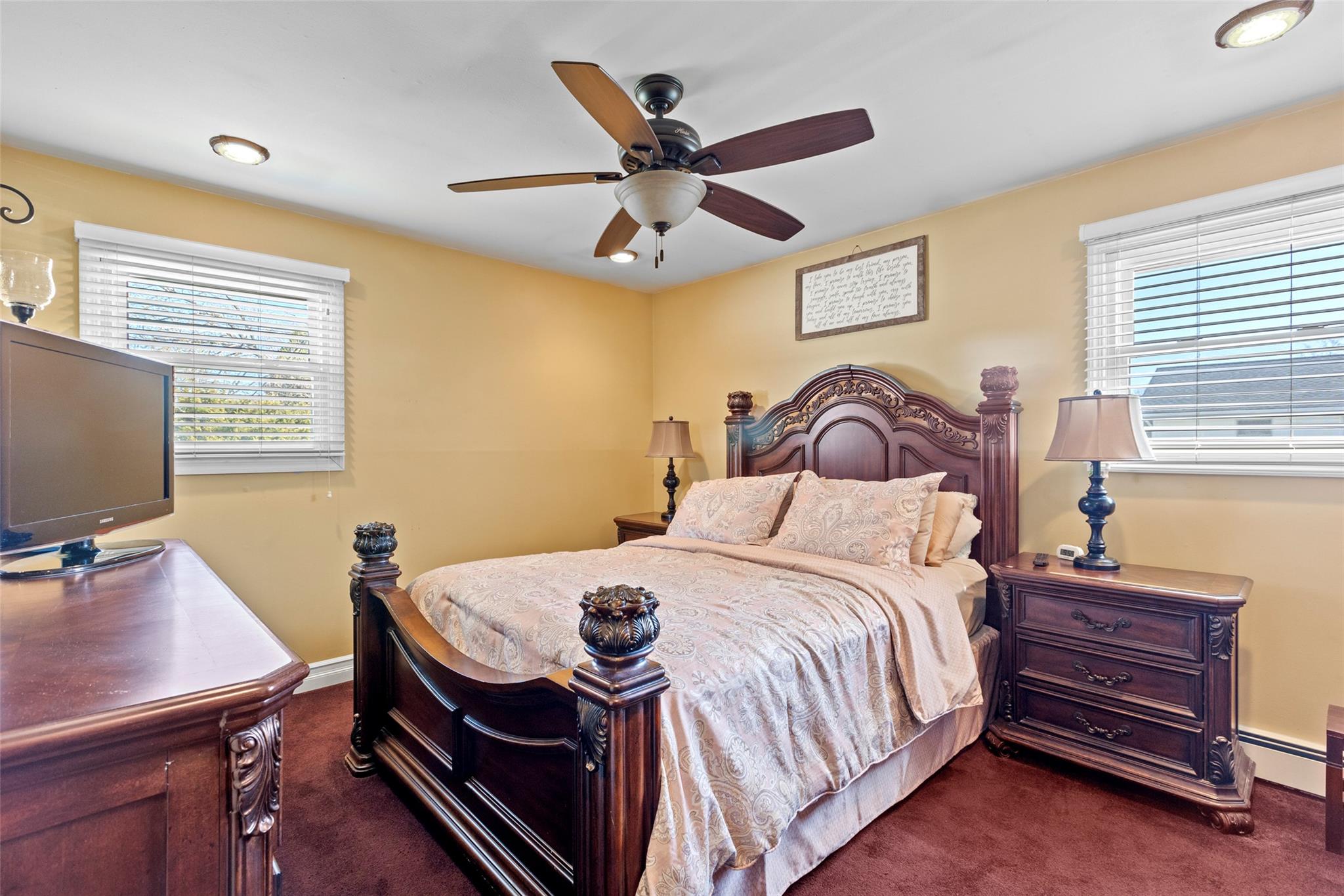 10 Holly Drive, East Northport, New York image 14