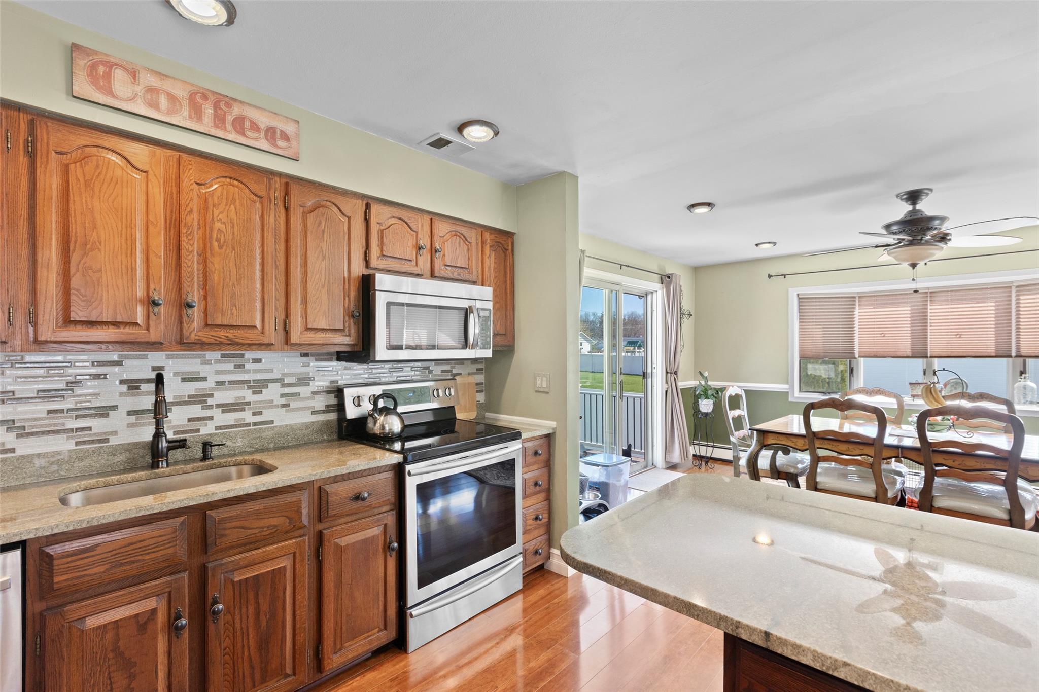 10 Holly Drive, East Northport, New York image 10