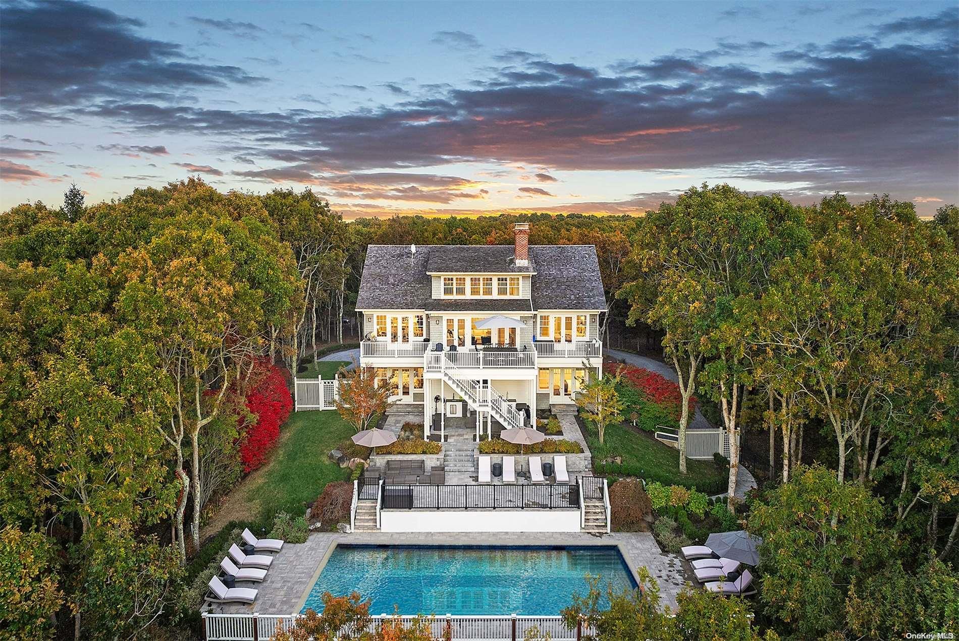 7 Fourteen Hills Court