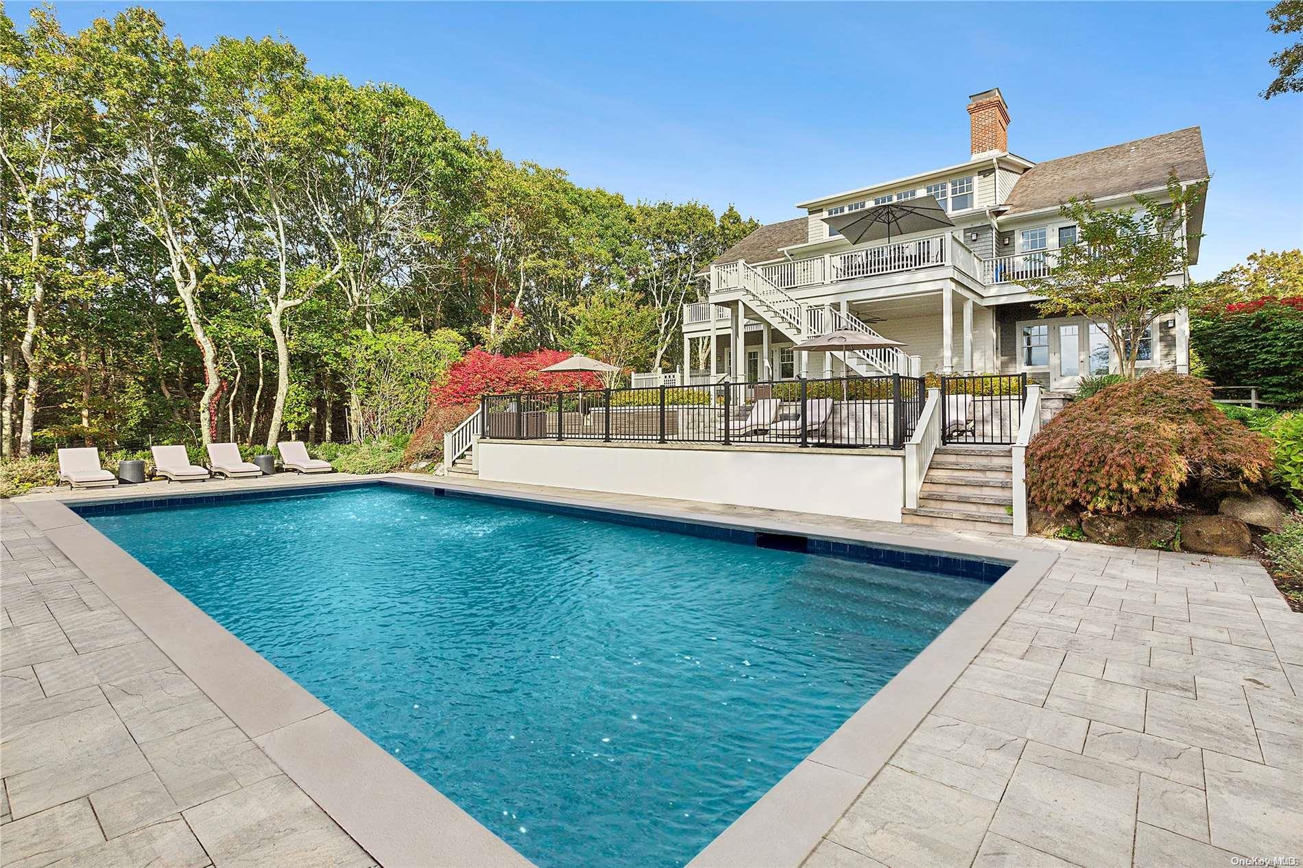 7 Fourteen Hills Court