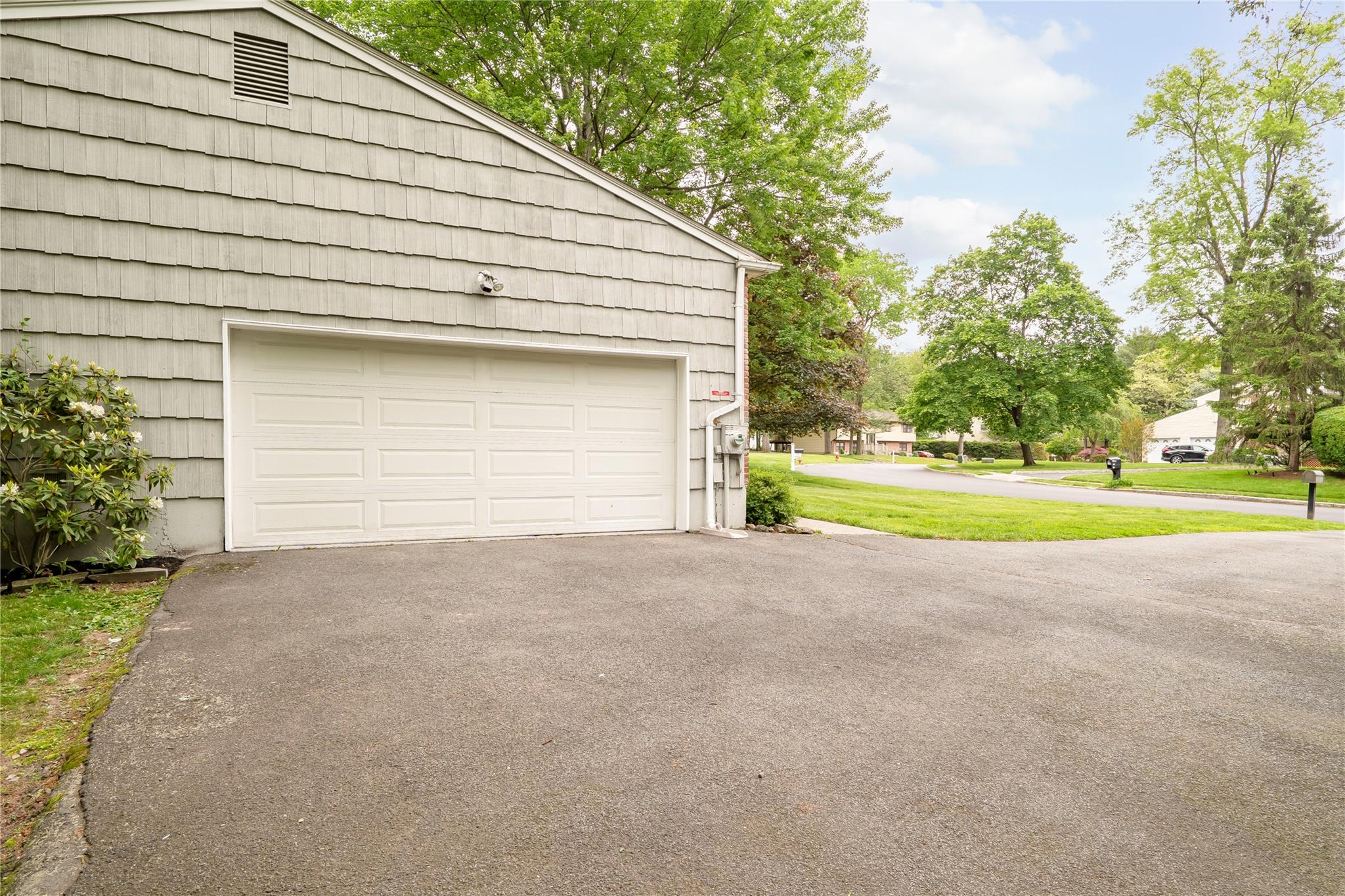 123 Birch Lane, New City, New York image 42