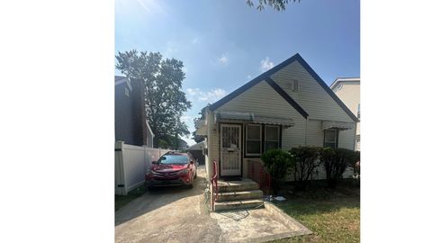 11836 236th Street Cambria Heights NY 11411