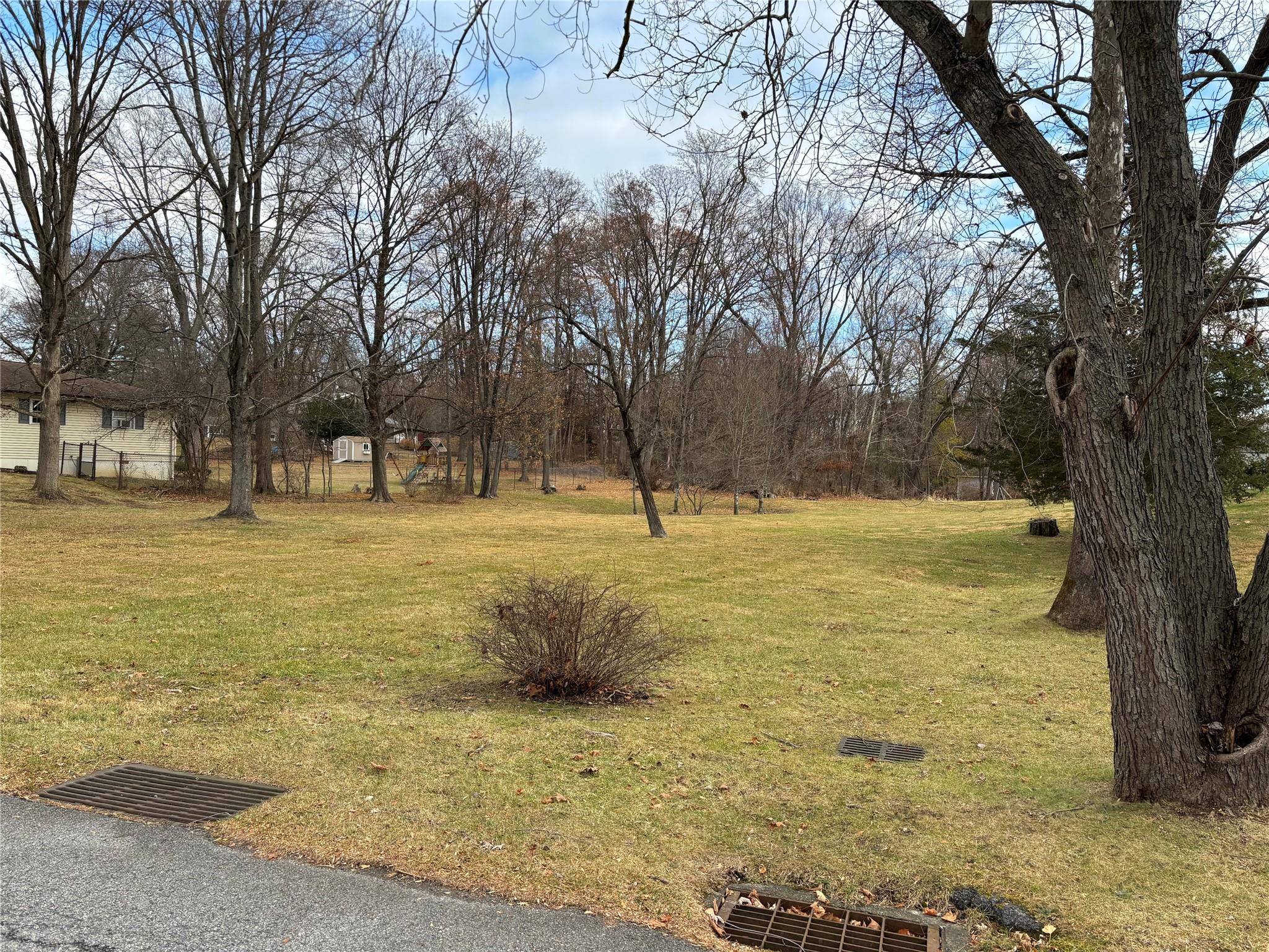 Merrywood Road, Wappingers Falls, New York image 2